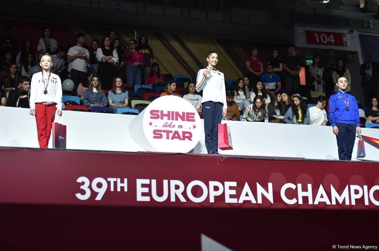 European Championship in Baku: awarding ceremony for winners in individual program (PHOTO)