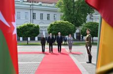 Official welcome ceremony held for President Ilham Aliyev in Vilnius (PHOTO/VIDEO)