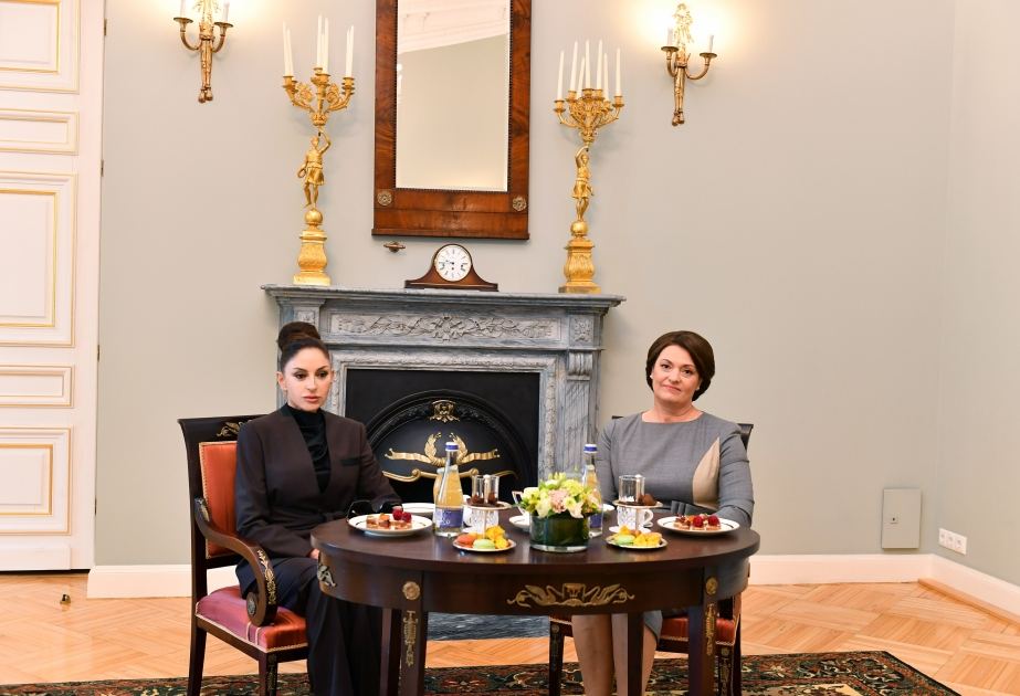 First Lady Mehriban Aliyeva meets First Lady of Lithuania Diana Nausėdienė in Vilnius (VIDEO)