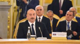 President Ilham Aliyev attends expanded meeting of Supreme Eurasian Economic Council in Moscow (PHOTO/VIDEO)