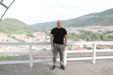President Ilham Aliyev got acquainted with progress of construction work in village of Zabukh in Lachin district (PHOTO/VIDEO)