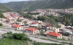 President Ilham Aliyev got acquainted with progress of construction work in village of Zabukh in Lachin district (PHOTO/VIDEO)