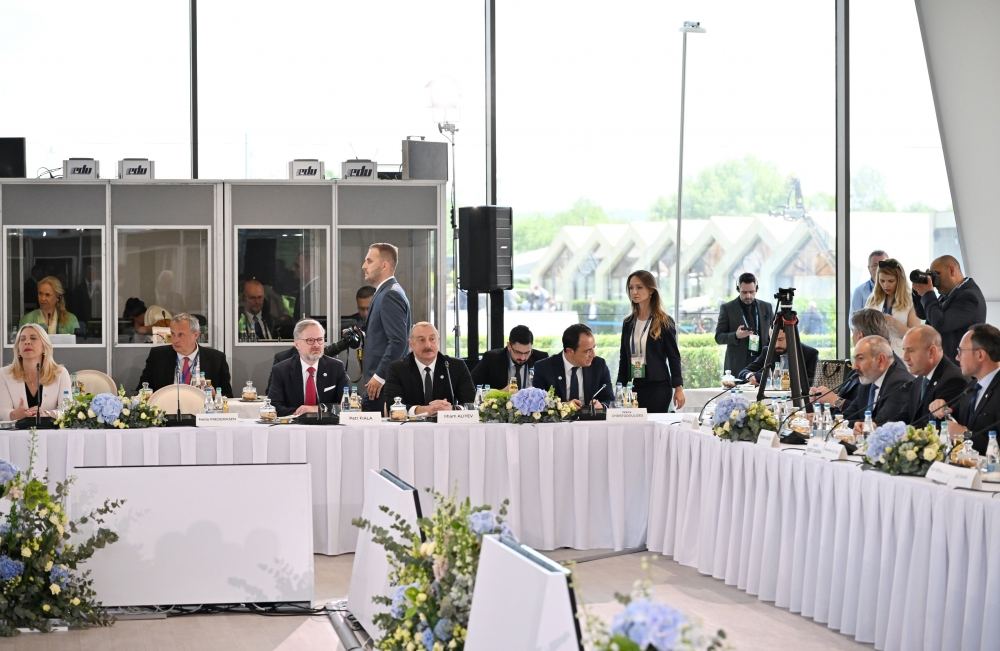 President Ilham Aliyev participates in European Political Community Summit opening ceremony (PHOTO/VIDEO)