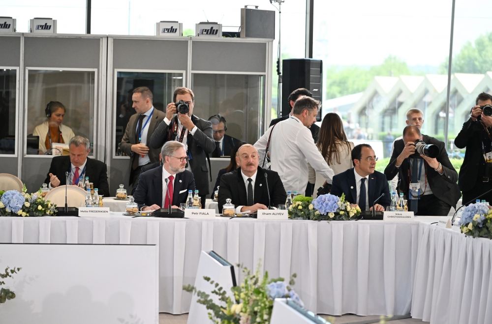 President Ilham Aliyev participates in European Political Community Summit opening ceremony (PHOTO/VIDEO)