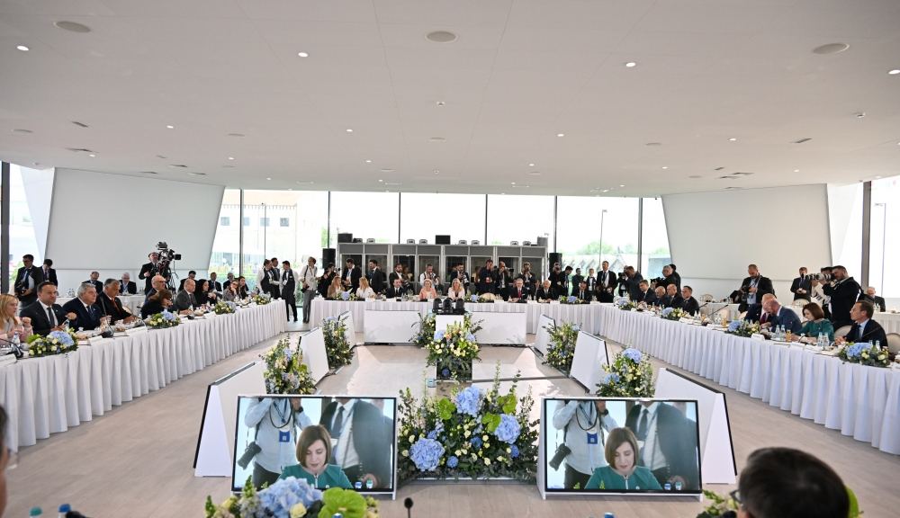 President Ilham Aliyev participates in European Political Community Summit opening ceremony (PHOTO/VIDEO)