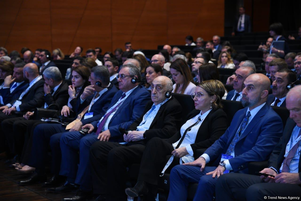 Azerbaijan's SOCAR boosts investments in oil, gas production - company president (PHOTO)
