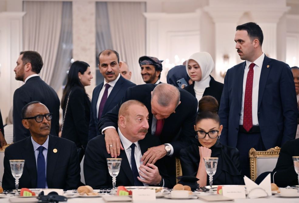 President Ilham Aliyev, First Lady Mehriban Aliyeva attend dinner hosted on behalf of Recep Tayyip Erdogan in Ankara (PHOTO)