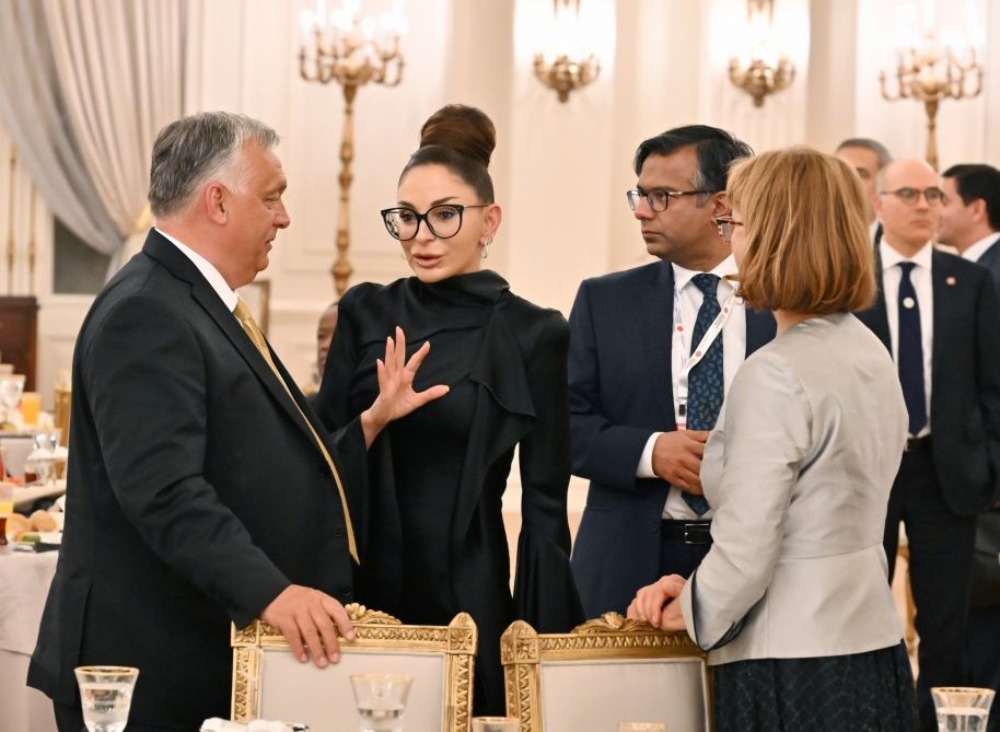 President Ilham Aliyev, First Lady Mehriban Aliyeva attend dinner hosted on behalf of Recep Tayyip Erdogan in Ankara (PHOTO)
