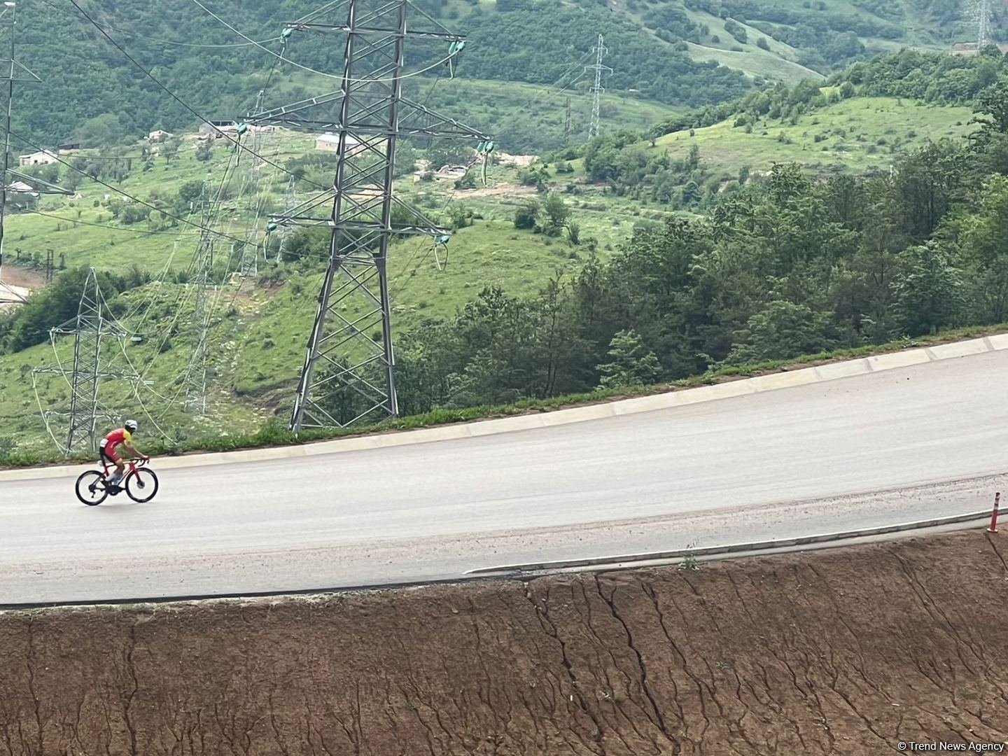 Final stage of Baku-Shusha international cycling tour wraps up (PHOTO)