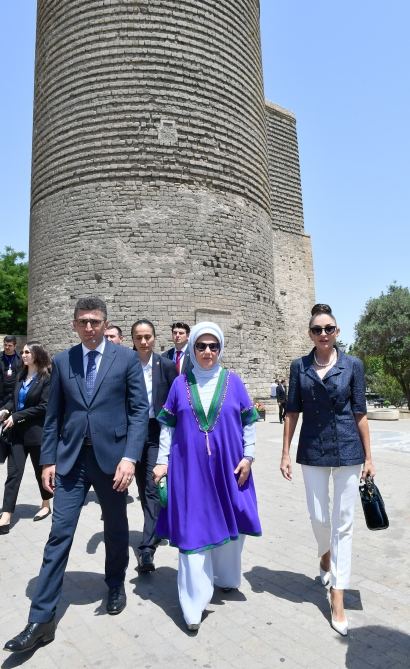 First Lady Mehriban Aliyeva, First Lady Emine Erdogan visit Icherisheher (PHOTO/VIDEO)