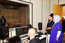First Lady Mehriban Aliyeva, First Lady Emine Erdogan get acquainted with activity of DOST Center for Inclusive Development and Creativity in Baku (PHOTO)