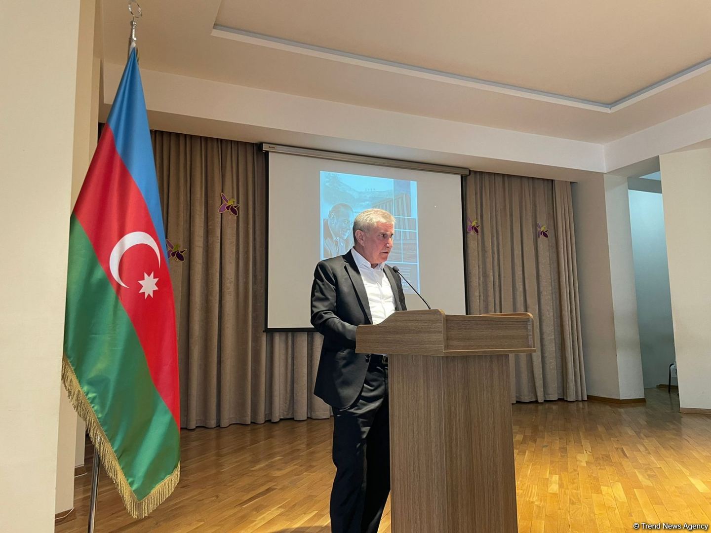 Azerbaijan restores 30 HPPs in Karabakh, aims to build new ones