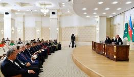 President Ilham Aliyev, Pakistani PM make press statements (PHOTO/VIDEO)