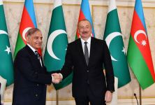 President Ilham Aliyev, Pakistani PM make press statements (PHOTO/VIDEO)