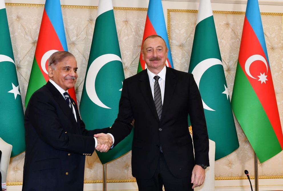Pakistan bets on Azerbaijani energy resources - President Ilham Aliyev extends helping hand to brotherly country