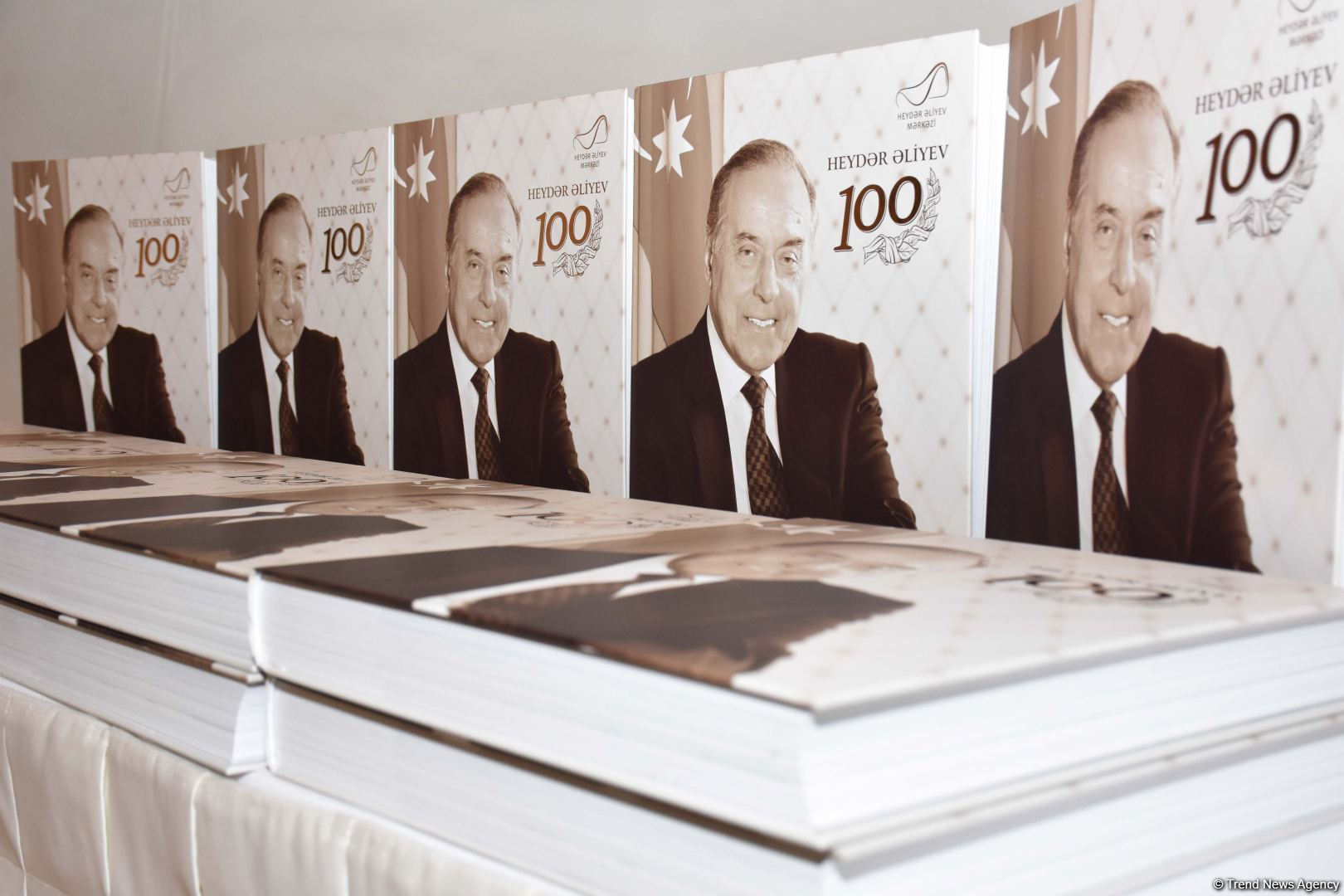 Heydar Aliyev Center hosts gala evening in honor of 100th anniversary of National Leader Heydar Aliyev (PHOTO)