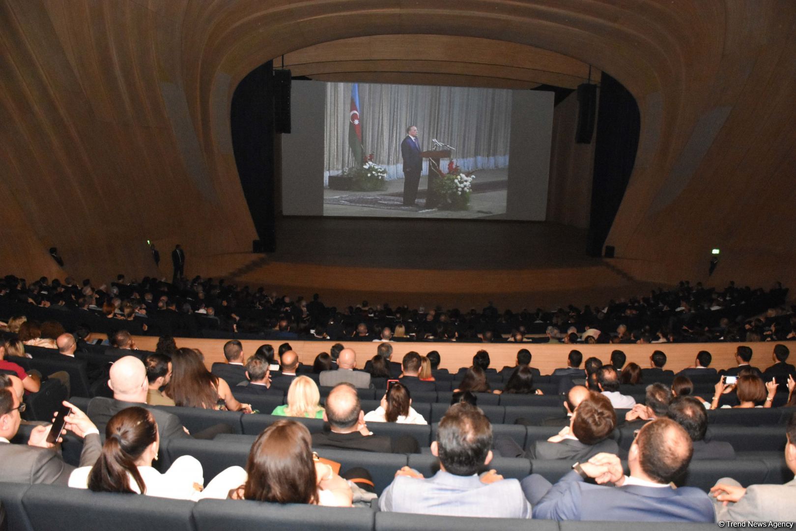 Heydar Aliyev Center hosts gala evening in honor of 100th anniversary of National Leader Heydar Aliyev (PHOTO)