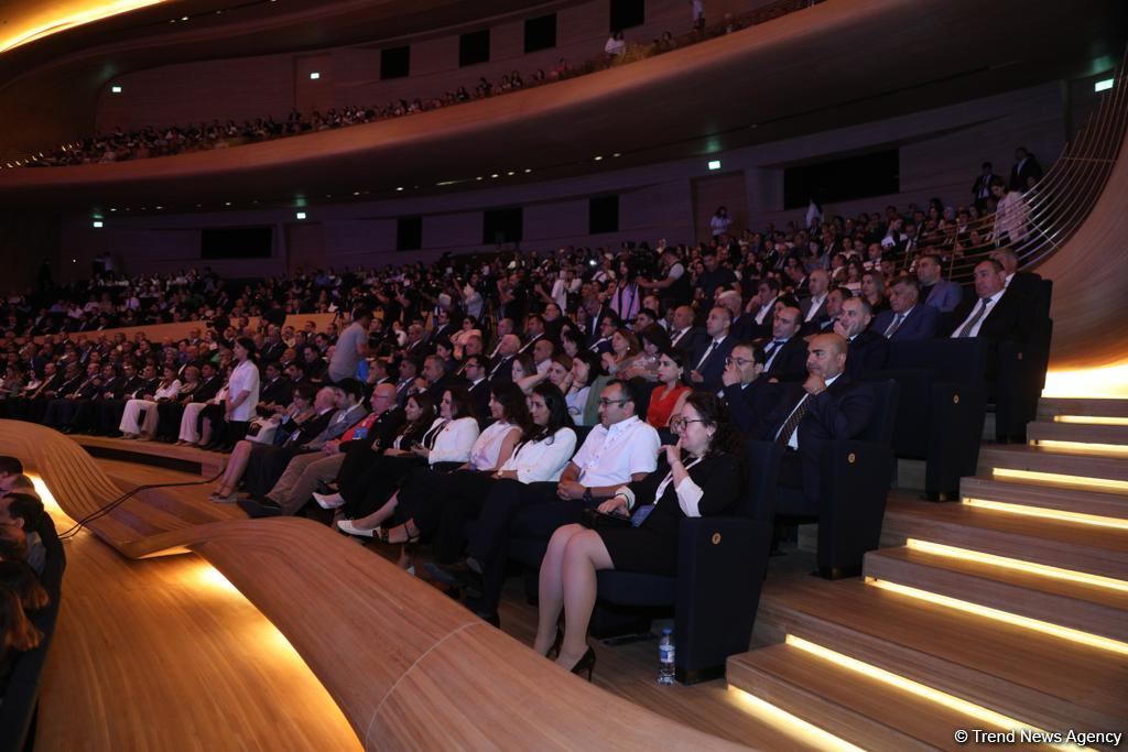 Baku holds "1st Symposium of World Azerbaijani Doctors" (PHOTO)