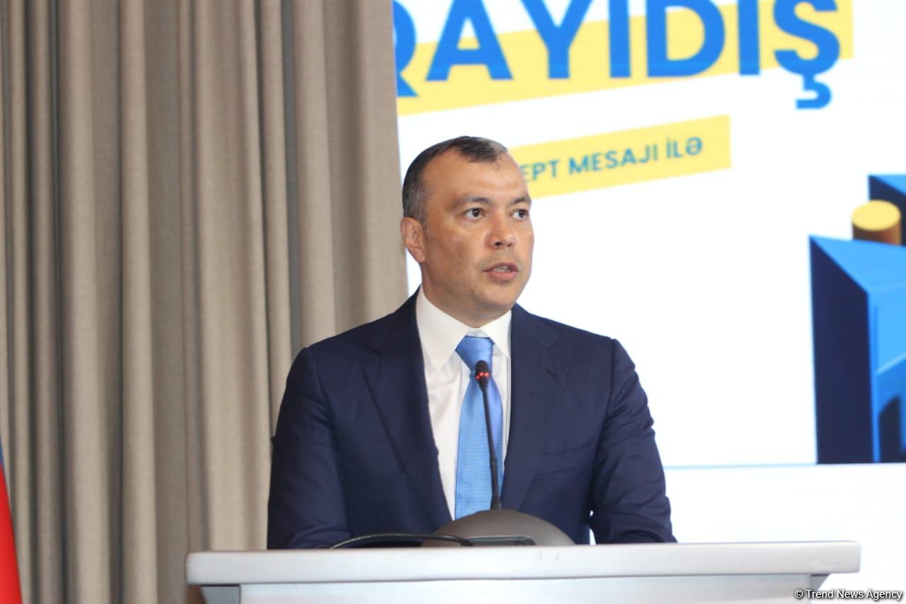 Azerbaijan names percentage of oil and gas workers