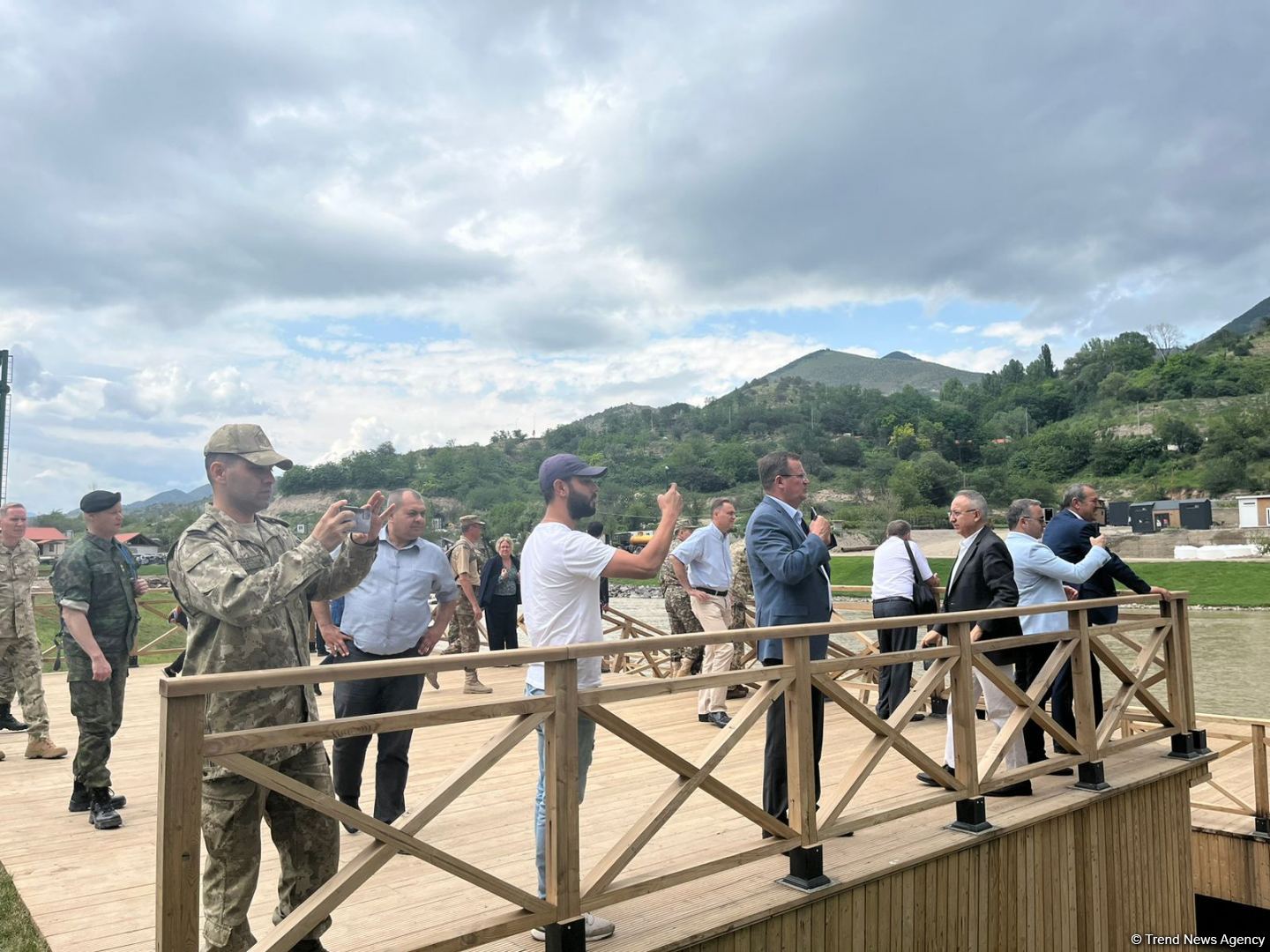 Representatives of diplomatic corps visits boulevard created on bank of Khakari River in Azerbaijan’s Lachin district (PHOTO)