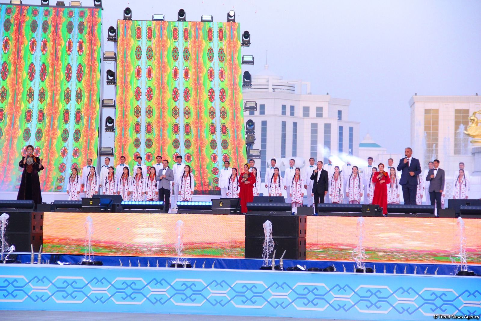 Turkmenistan’s Arkadag city hosts grand concert dedicated to opening of country's first "smart" city (PHOTO)