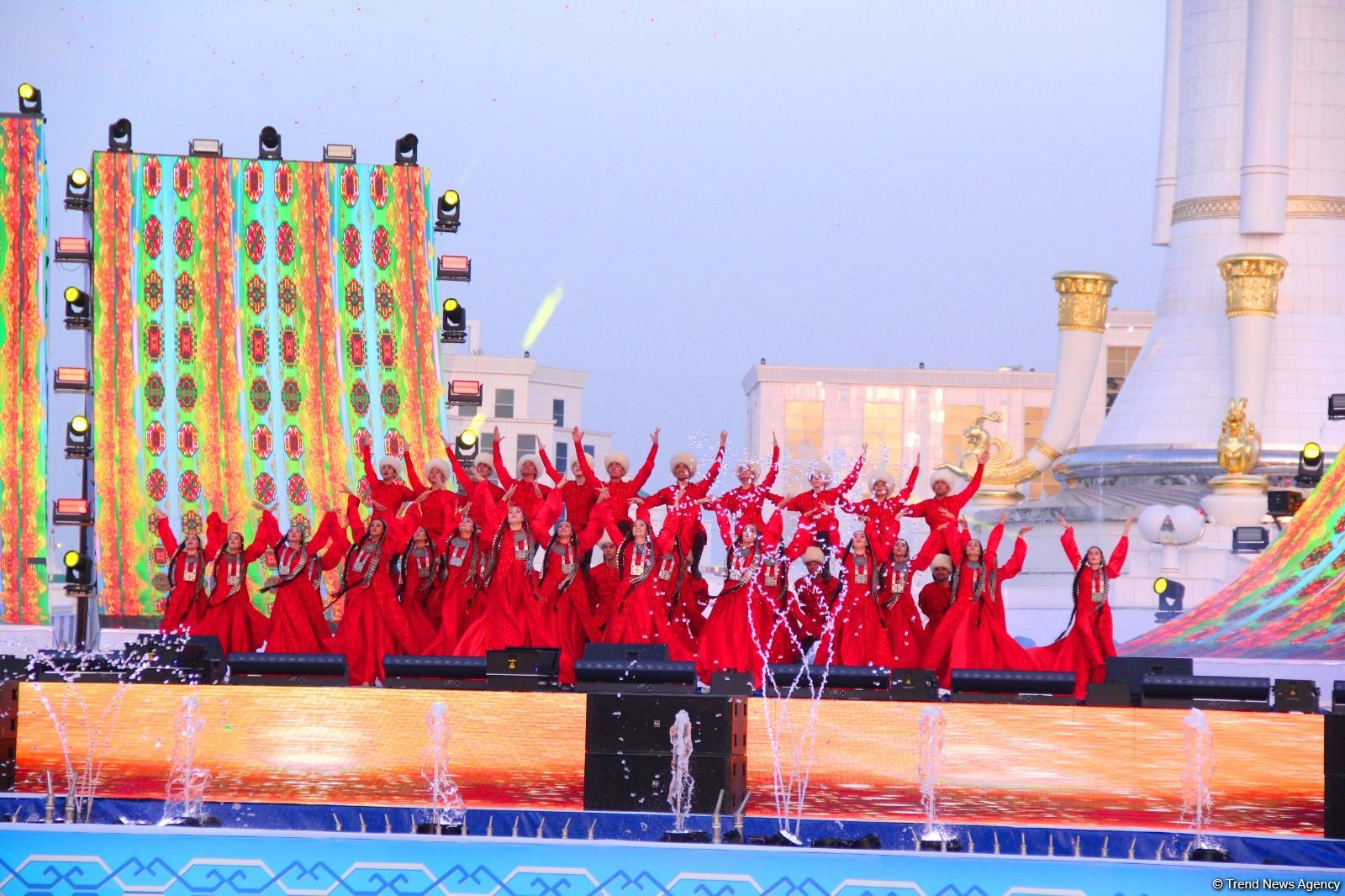 Turkmenistan’s Arkadag city hosts grand concert dedicated to opening of country's first "smart" city (PHOTO)