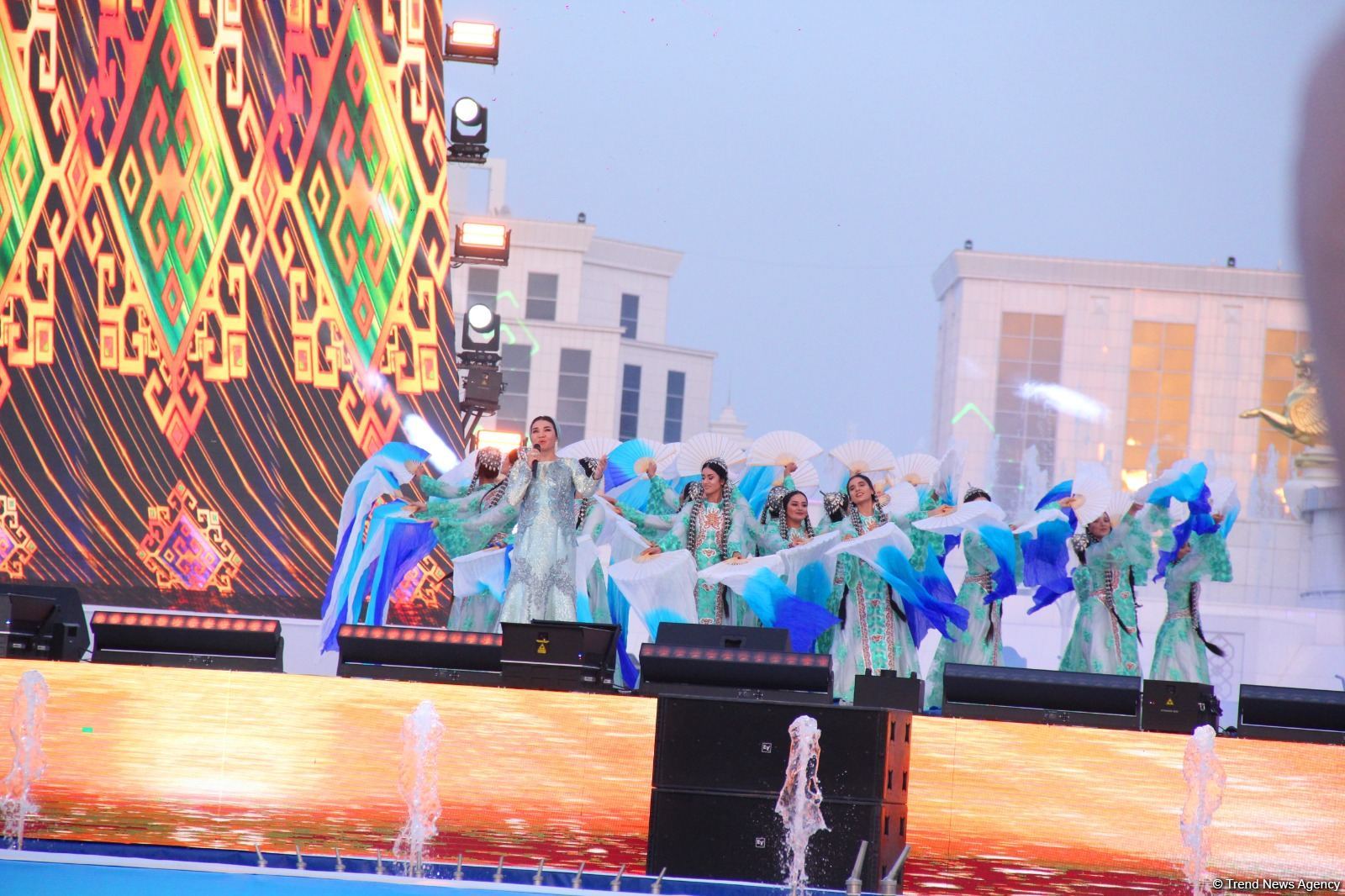 Turkmenistan’s Arkadag city hosts grand concert dedicated to opening of country's first "smart" city (PHOTO)