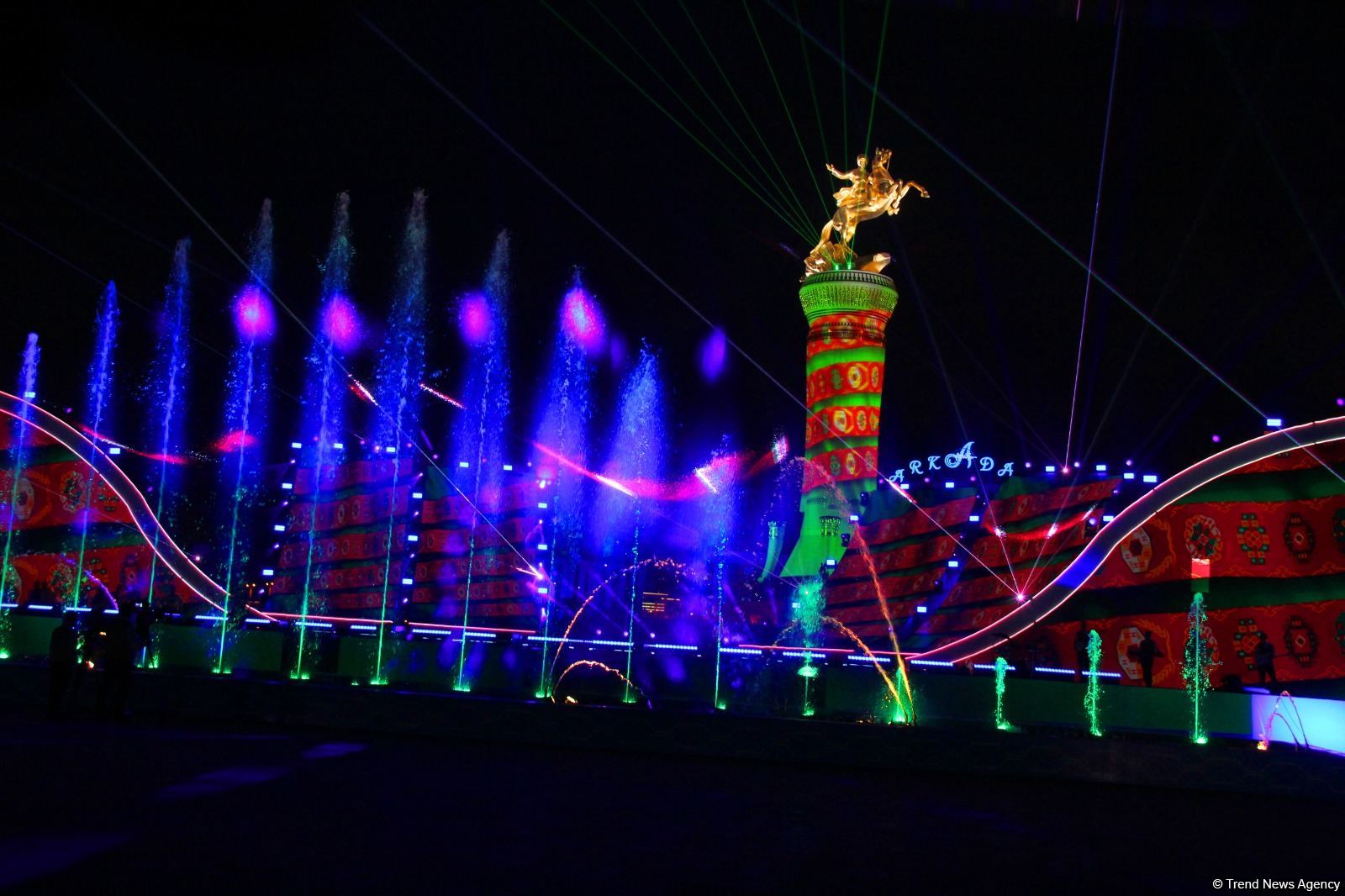 Turkmenistan’s Arkadag city hosts grand concert dedicated to opening of country's first "smart" city (PHOTO)