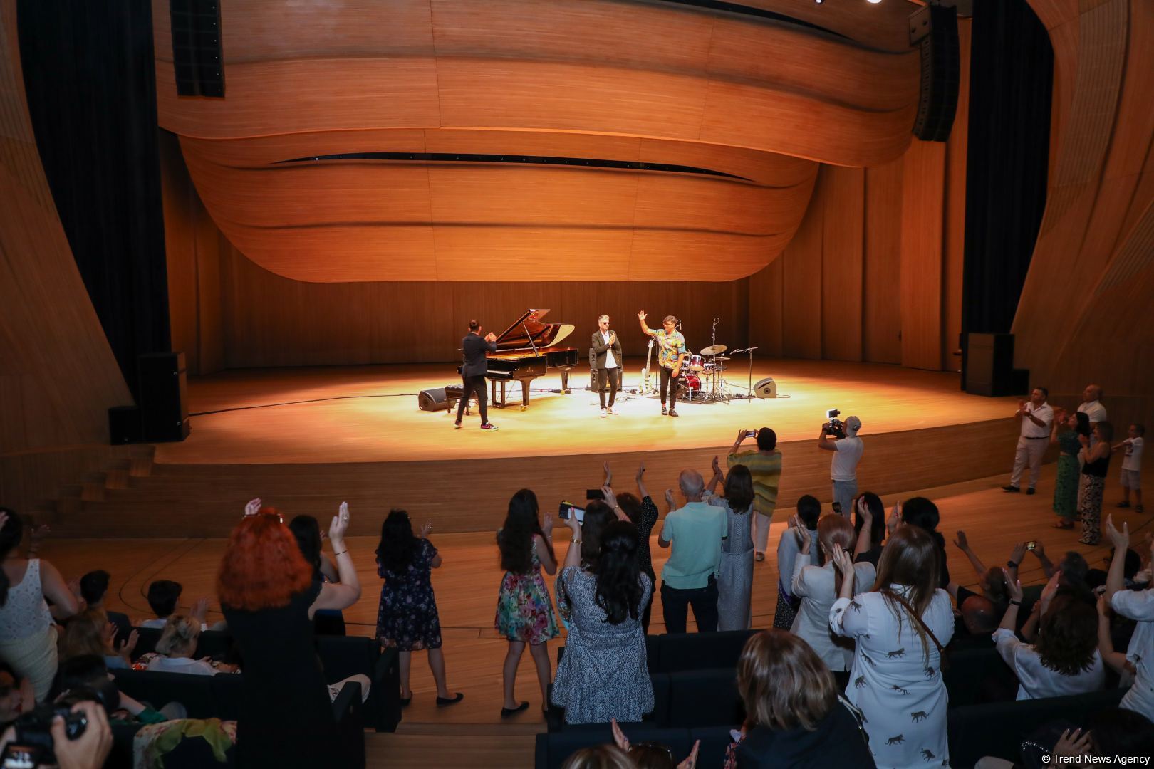 Azerbaijan hosts famous Cuban jazzman at Heydar Aliyev Center (PHOTO/VIDEO)