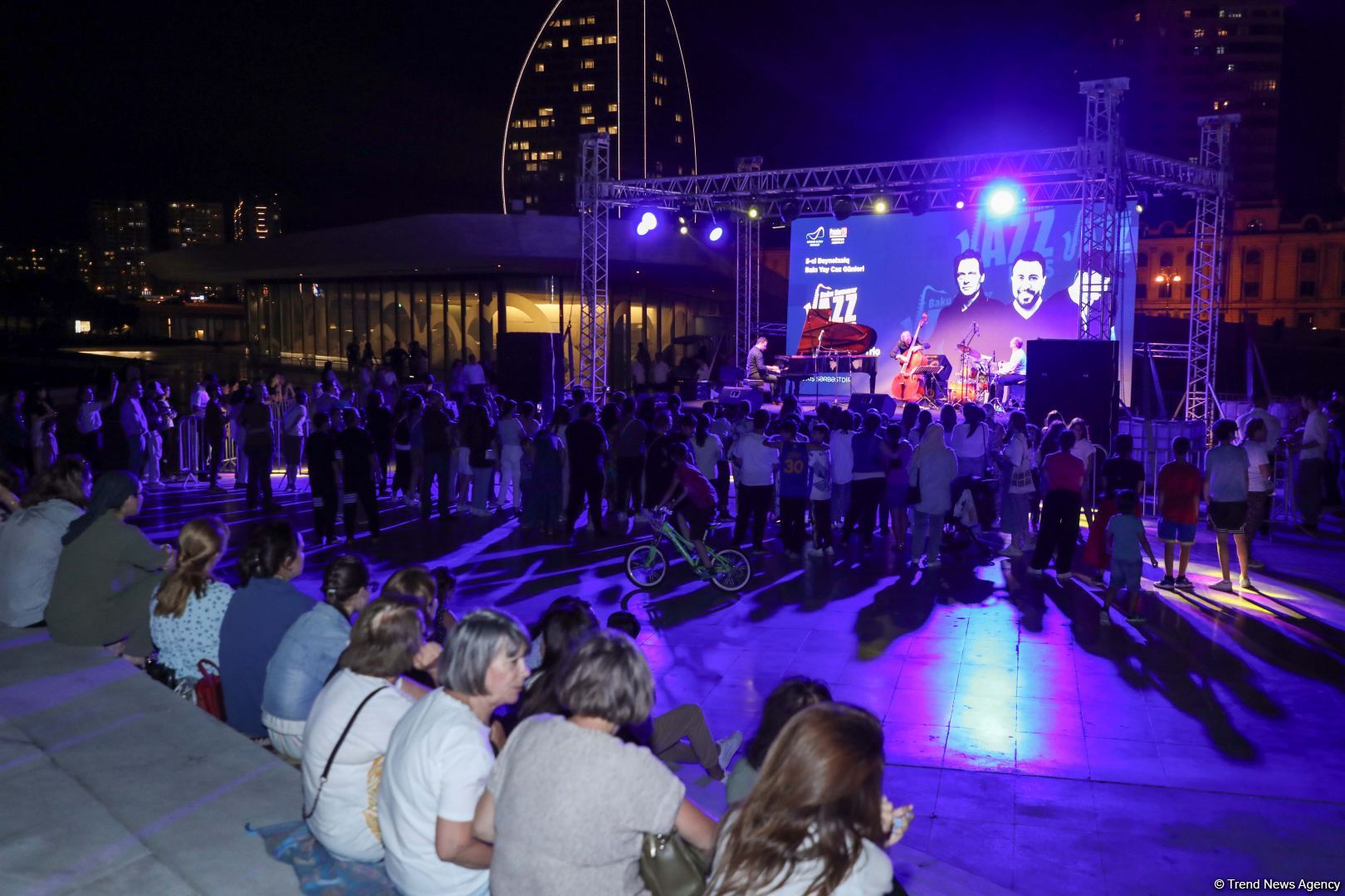 Baku hosts open-air jazz festival featuring musicians from Azerbaijan, Georgia and France (VIDEO/PHOTO)