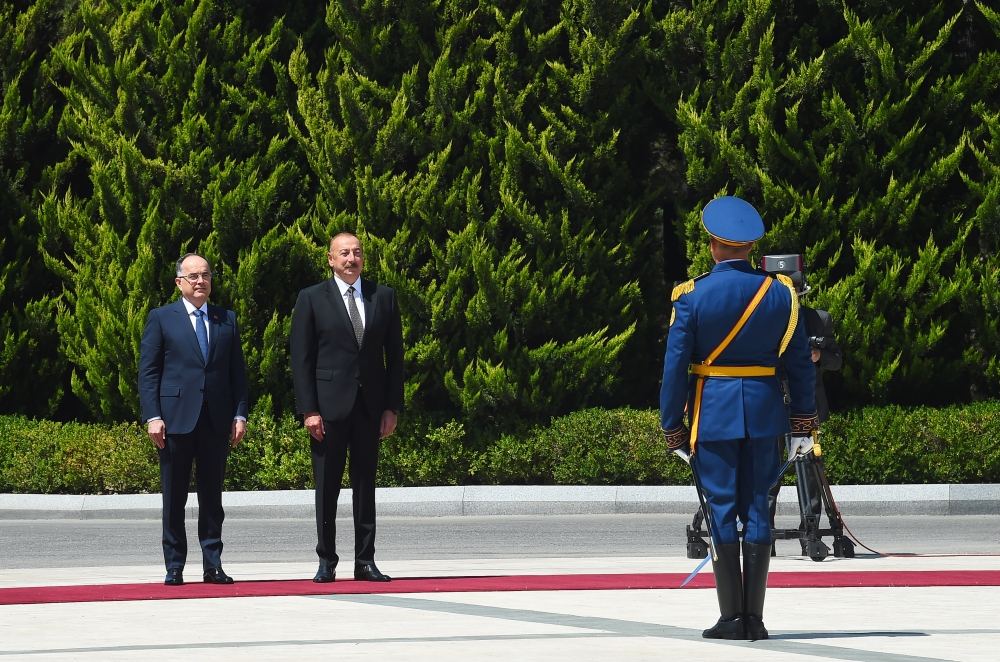 Baku holds official welcome ceremony for President of Albania (PHOTO/VIDEO)