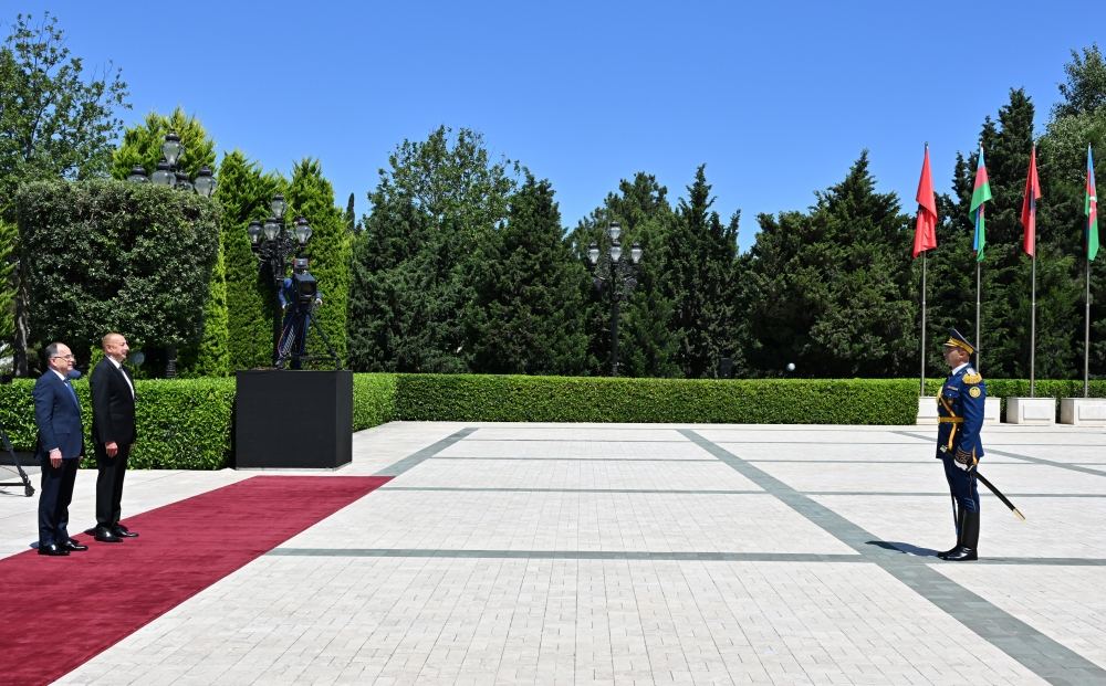 Baku holds official welcome ceremony for President of Albania (PHOTO/VIDEO)
