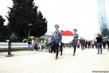 Turkish Grand National Assembly chairman in Azerbaijan's Martyrs' Alley, Memorial (PHOTO)