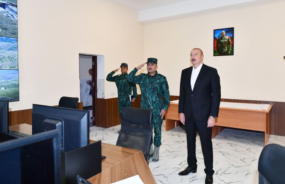 President Ilham Aliyev views conditions created in garrison complex of "Gazakh" Separate Border Division (PHOTO/VIDEO)