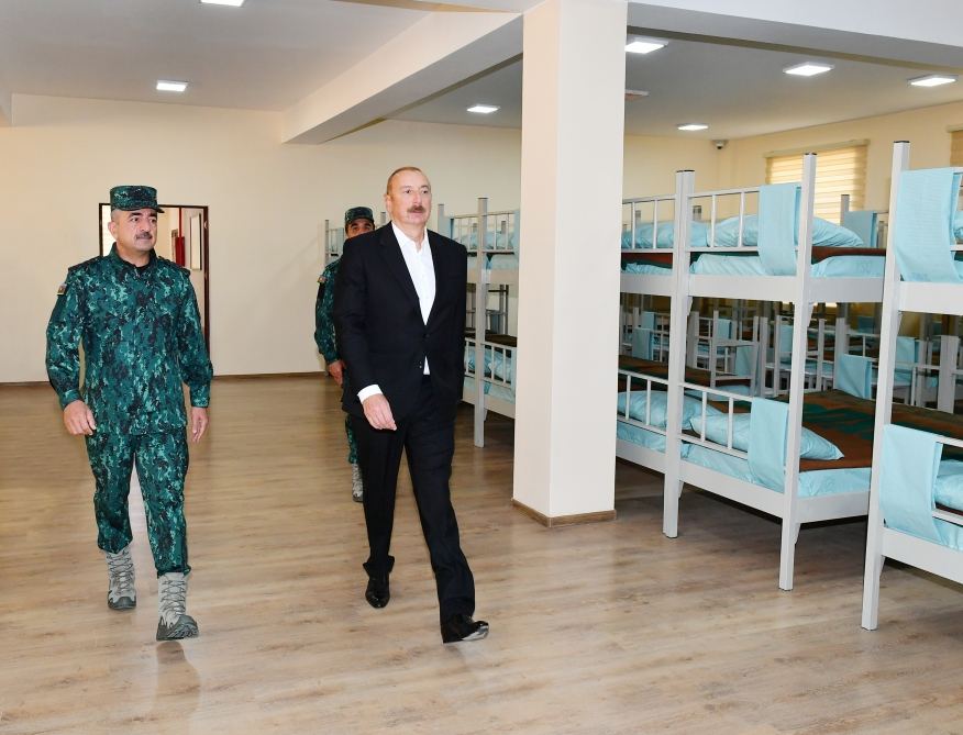 President Ilham Aliyev views conditions created in garrison complex of "Gazakh" Separate Border Division (PHOTO/VIDEO)