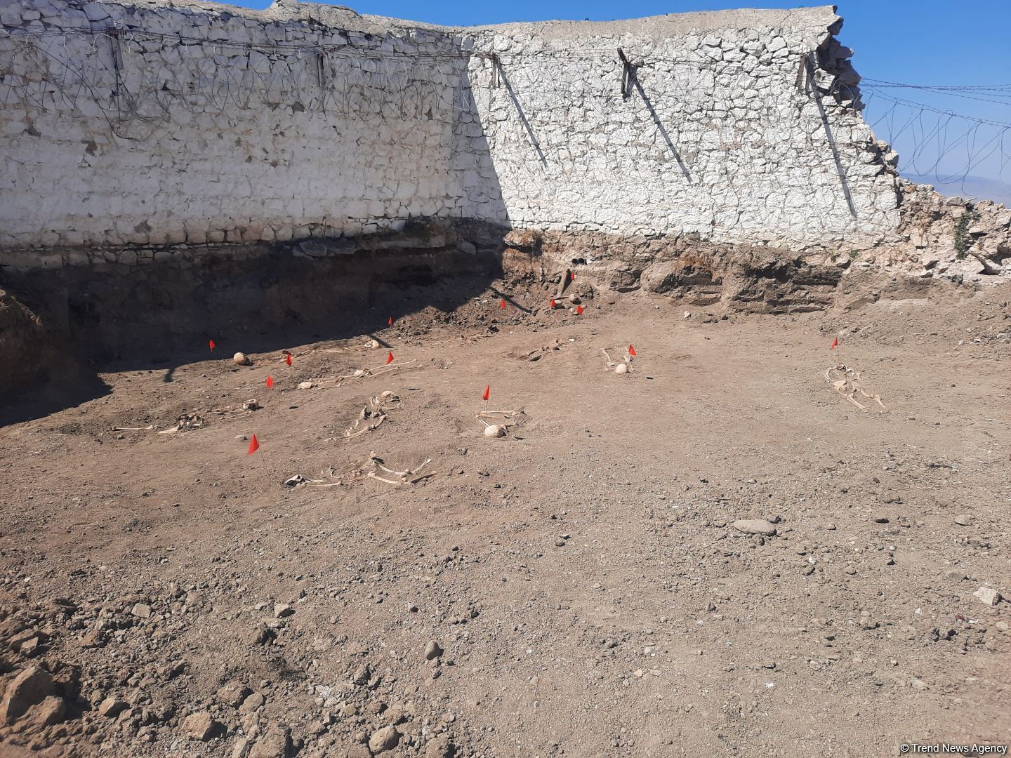 Azerbaijan discovers another mass-casualty burial in Shusha (PHOTO)