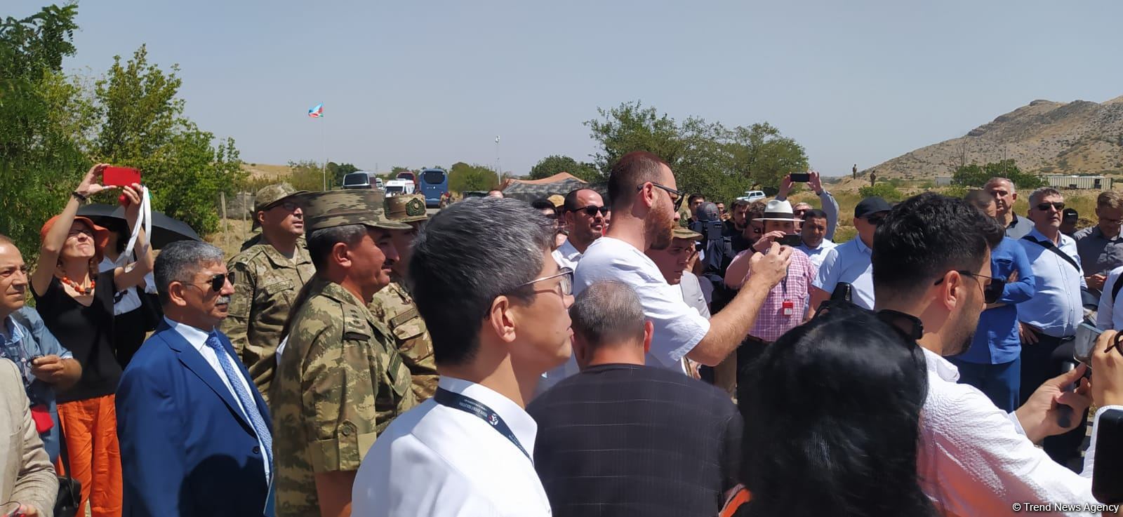 Members of the diplomatic corps in Azerbaijan visit Aghdam-Khankendi road (PHOTO)