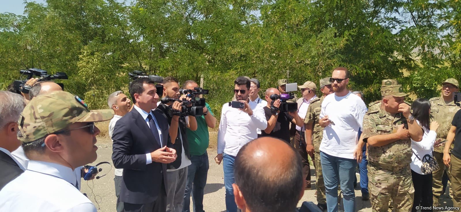 Members of the diplomatic corps in Azerbaijan visit Aghdam-Khankendi road (PHOTO)
