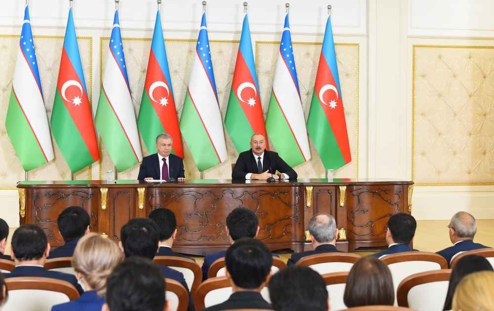 President Ilham Aliyev, President Shavkat Mirziyoyev make press statements (PHOTO)