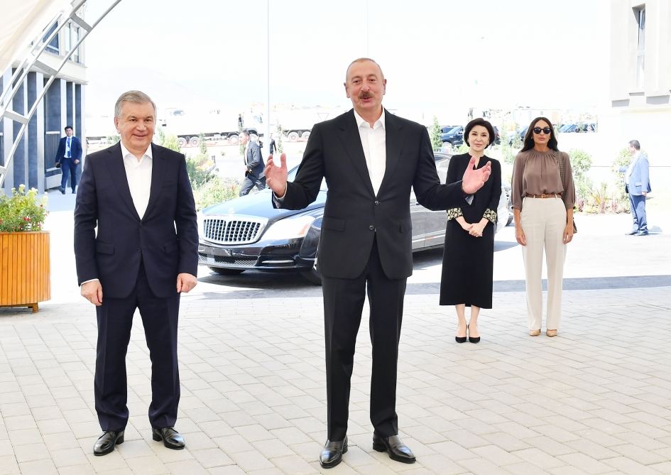 Presidents and First Ladies of Azerbaijan and Uzbekistan meet residents of Fuzuli resettled in new homes (PHOTO/VIDEO)
