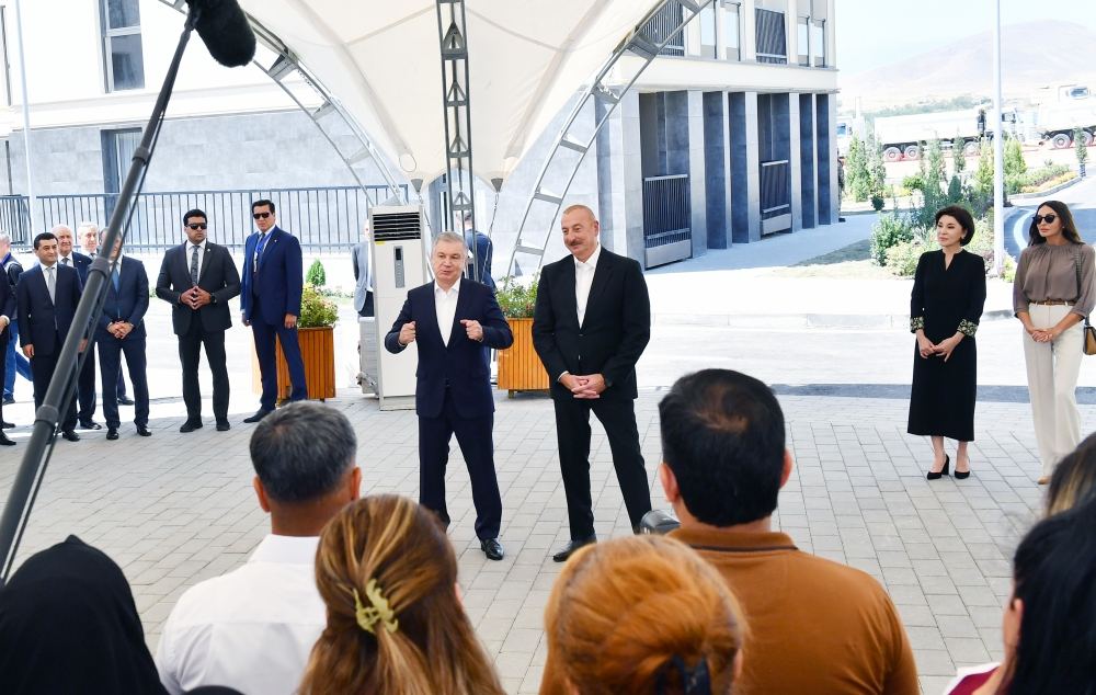 Presidents and First Ladies of Azerbaijan and Uzbekistan meet residents of Fuzuli resettled in new homes (PHOTO/VIDEO)