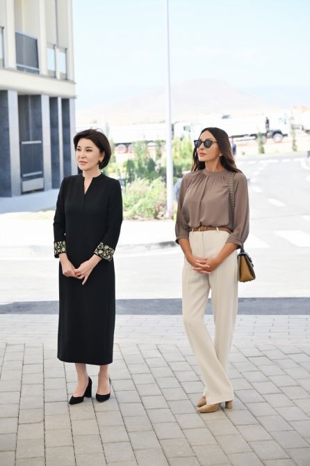 Presidents and First Ladies of Azerbaijan and Uzbekistan meet residents of Fuzuli resettled in new homes (PHOTO/VIDEO)