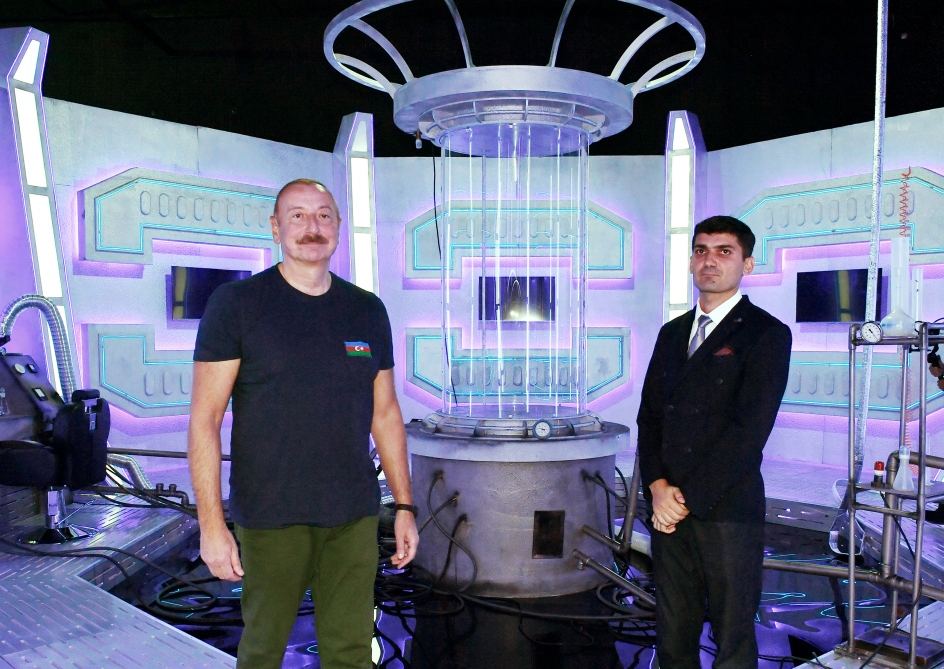 President Ilham Aliyev, First Lady Mehriban Aliyeva attend opening of shooting pavilion of “Hochazfilm” creative studio (PHOTO)
