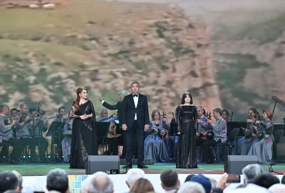 President Ilham Aliyev, First Lady Mehriban Aliyeva take part in Lachin City Day festivities held near Hakari River (PHOTO/VIDEO)