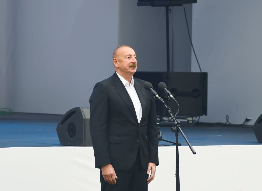 President Ilham Aliyev, First Lady Mehriban Aliyeva take part in Lachin City Day festivities held near Hakari River (PHOTO/VIDEO)