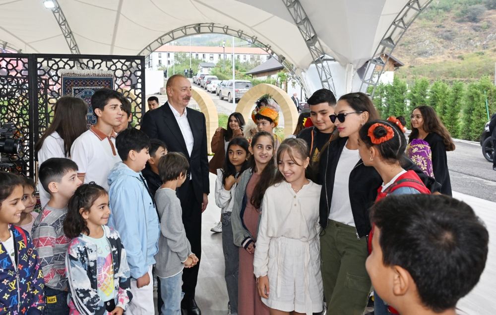 President Ilham Aliyev, First Lady Mehriban Aliyeva participate in Lachin City Day festivities (PHOTO/VIDEO)