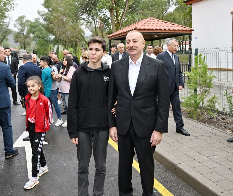 President Ilham Aliyev, First Lady Mehriban Aliyeva get acquainted with work done in Lachin's Zabukh, meet village residents (PHOTO/VIDEO)