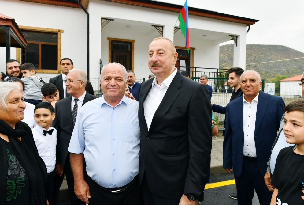 President Ilham Aliyev, First Lady Mehriban Aliyeva get acquainted with work done in Lachin's Zabukh, meet village residents (PHOTO/VIDEO)