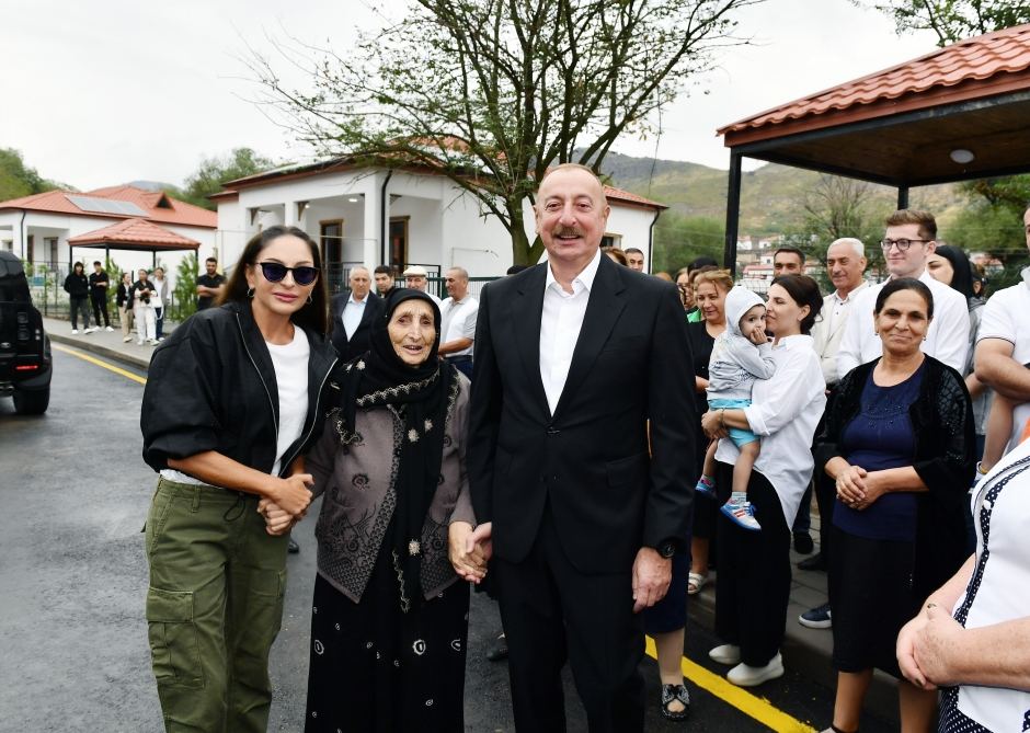 President Ilham Aliyev, First Lady Mehriban Aliyeva get acquainted with work done in Lachin's Zabukh, meet village residents (PHOTO/VIDEO)