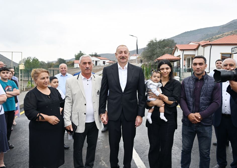President Ilham Aliyev, First Lady Mehriban Aliyeva get acquainted with work done in Lachin's Zabukh, meet village residents (PHOTO/VIDEO)